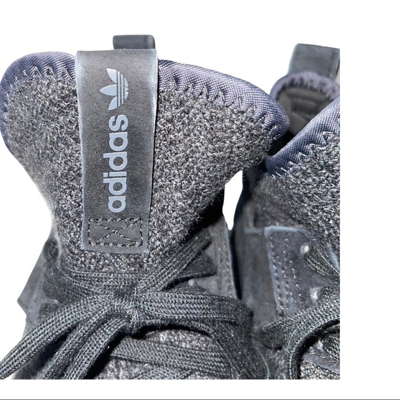 Adidas Man Shoes Size 9 - Picture 2 of 7